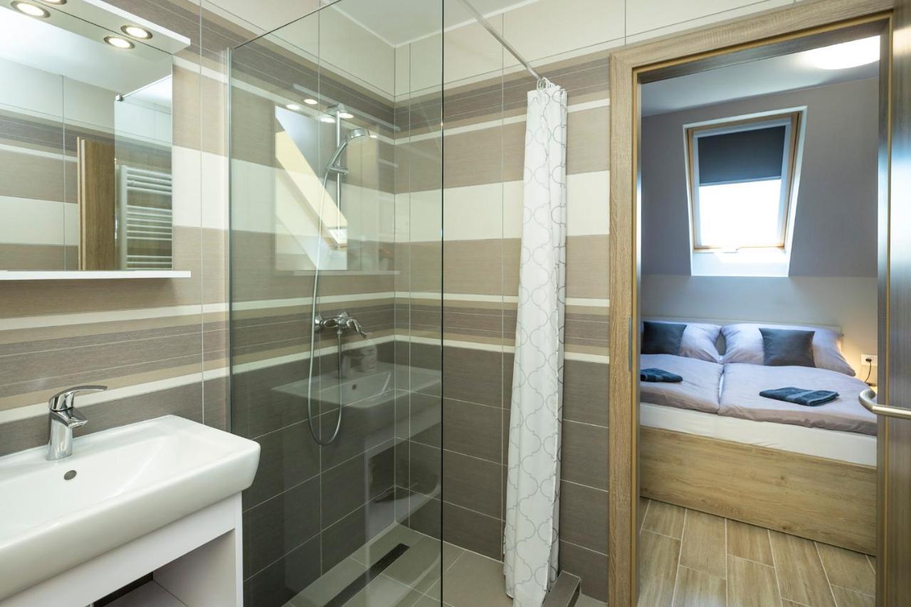 Star Apartman Eger Exterior foto